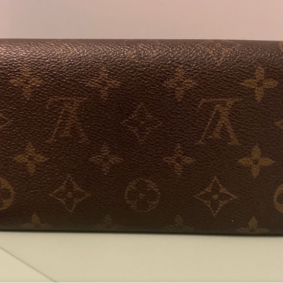 Louis Vuitton Monogram - Picture 2 of 11